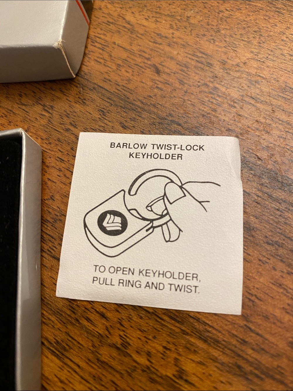 Whitehouse Keyholder - Picture 6 of 6